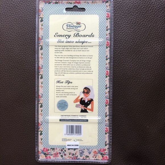 NWOT The Vintage Cosmetic Co. Emery Boards - Picture 2 of 3
